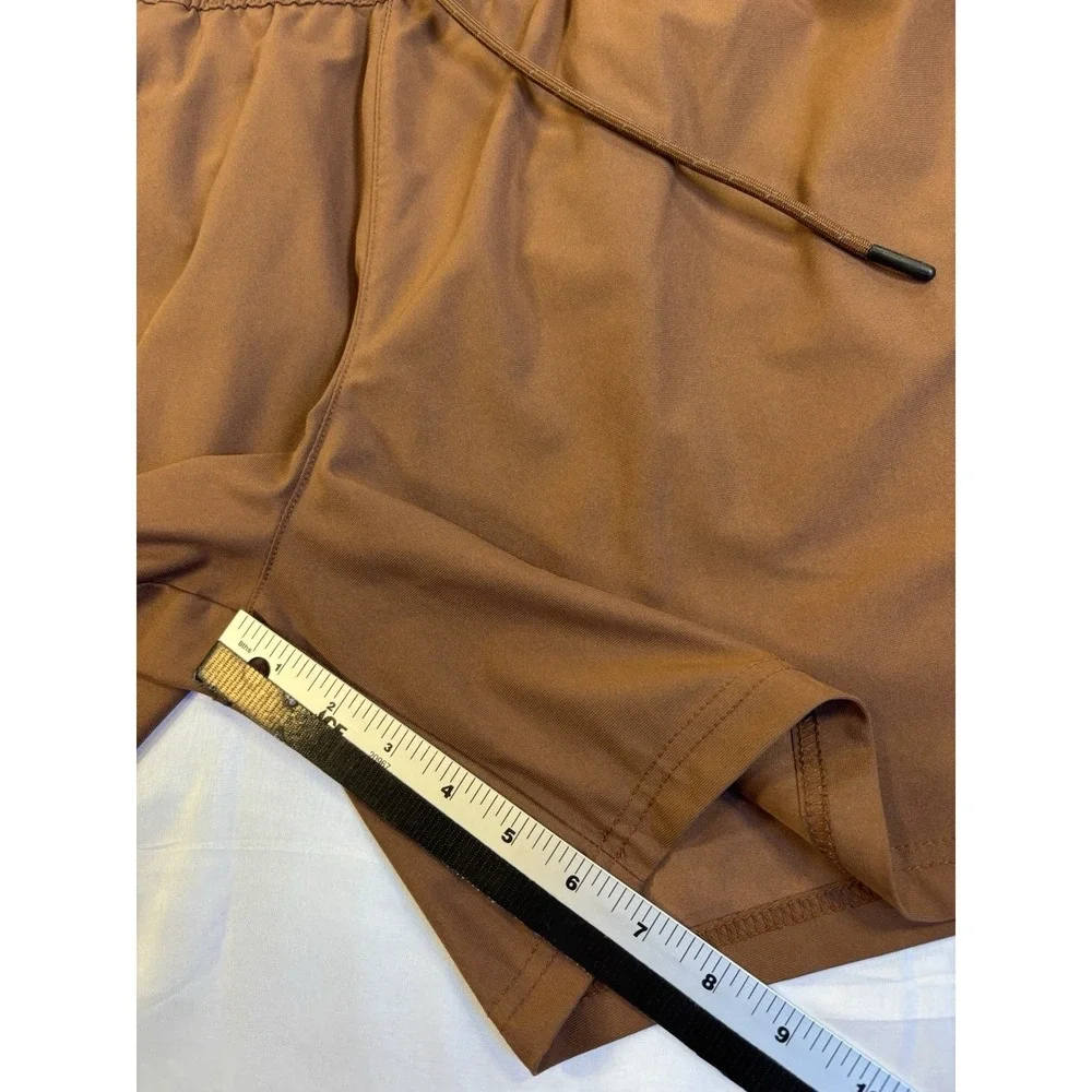 Quicksilver Men's XXL Brown Four Way Stretch Moisture Wicking Shorts Athletic